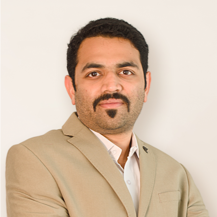 Akshay Shah | Associate Project Manager