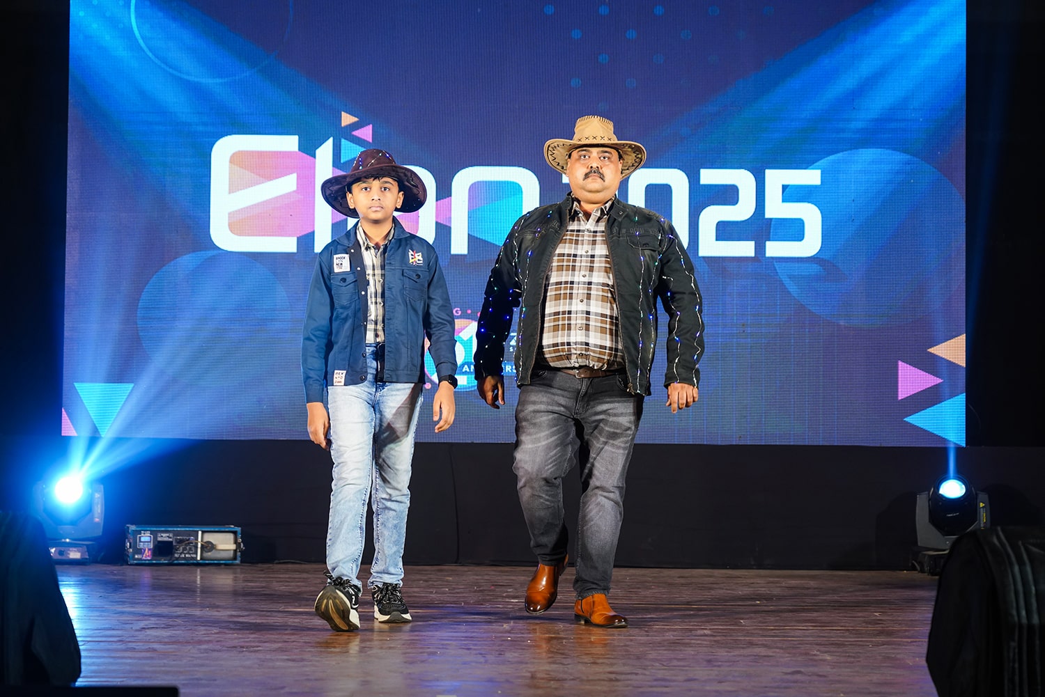 Fashion duo